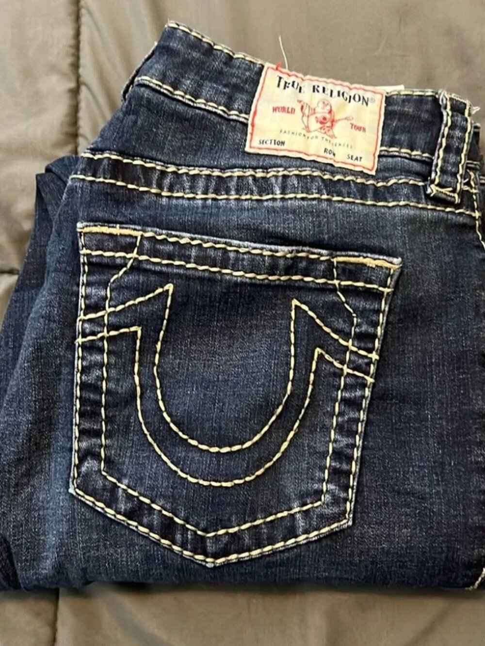 True Religion Dark Wash Raw Hem Jennie Curvy Skinny * Estimated Size 30